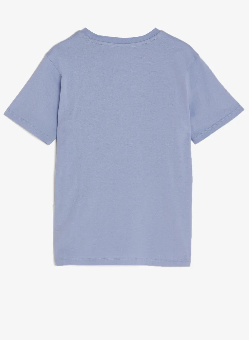 GUESS Youth Graphic Crew Neck T-Shirt